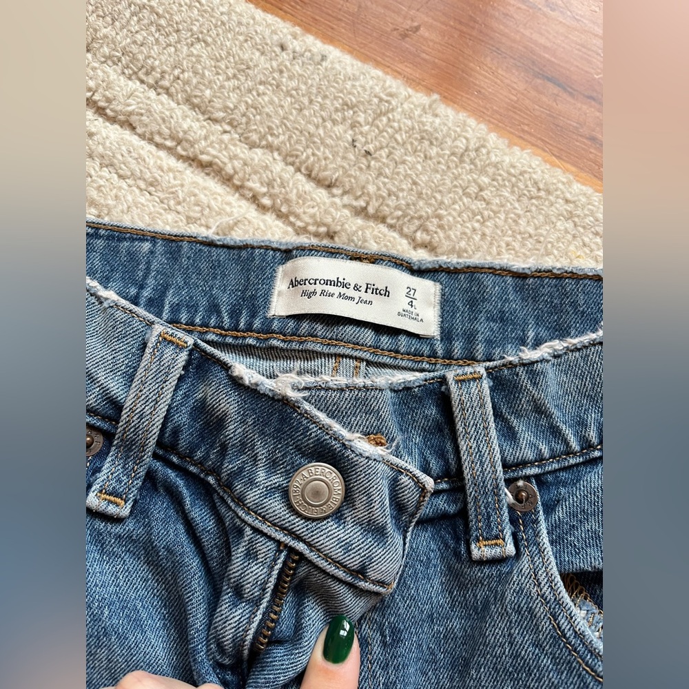 Abercrombie high rise mom jeans